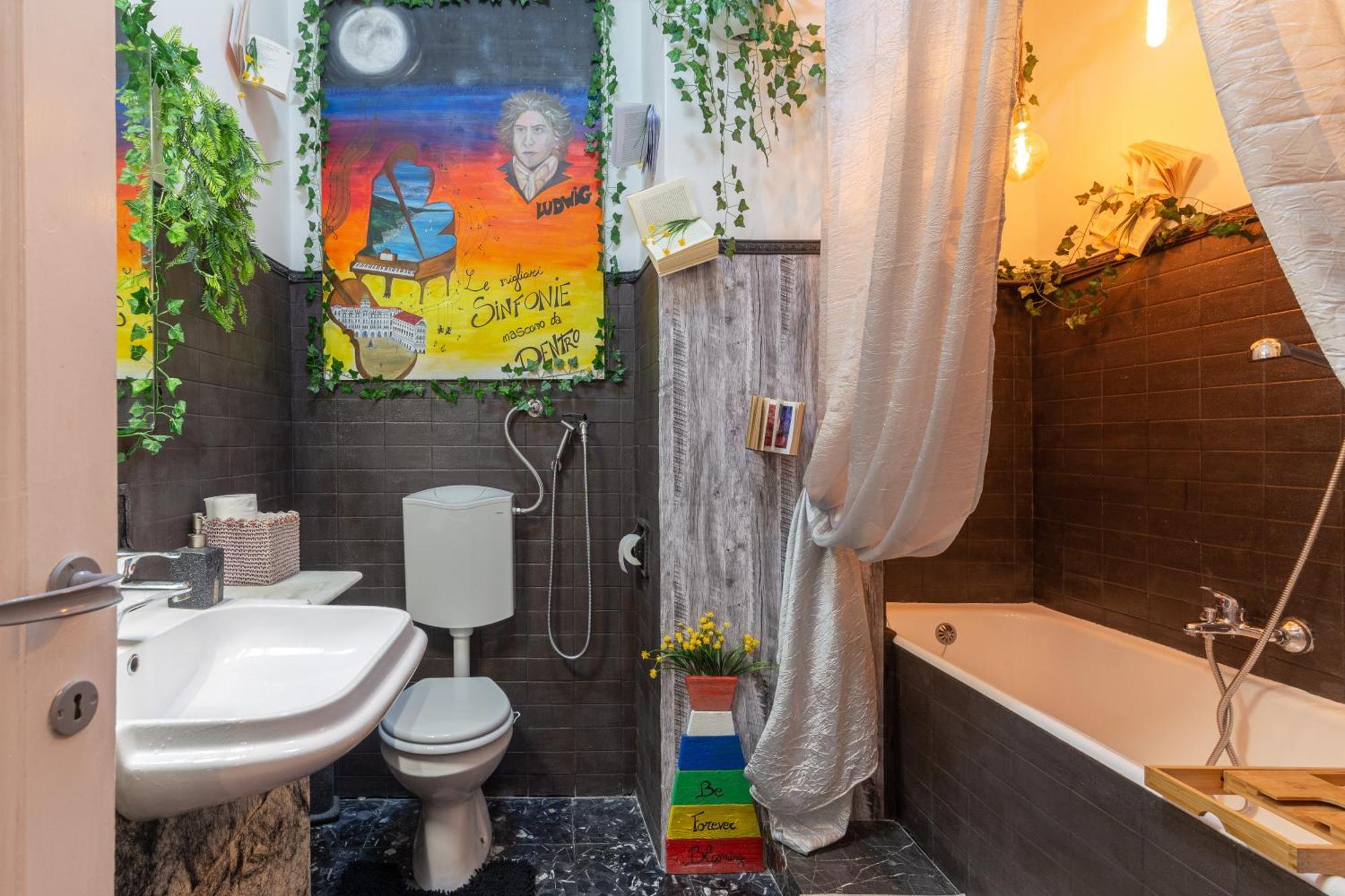 Lodge&Art Hostel Trieste Ngoại thất bức ảnh